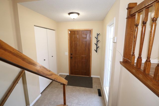 12924 16th Avenue S, Burnsville, MN 55337