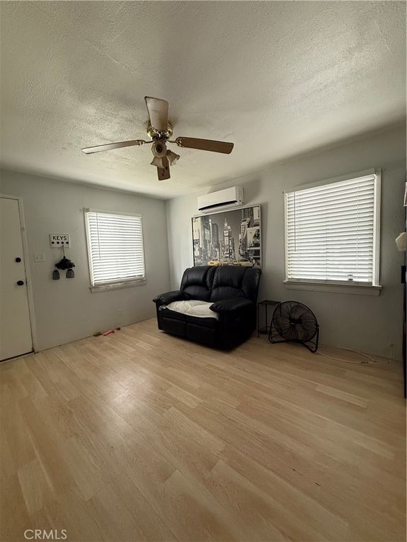 1336 1/2 S Knott, Anaheim, CA 92804 — photo 3