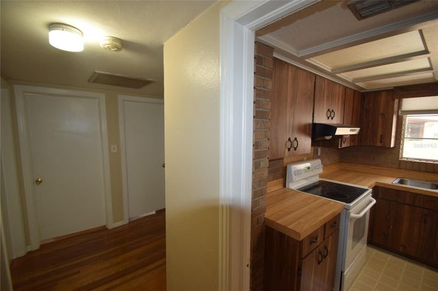 3115 BUCKINGHAM AVENUE, Lakeland, FL 33803