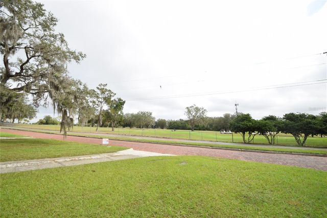 3115 BUCKINGHAM AVENUE, Lakeland, FL 33803