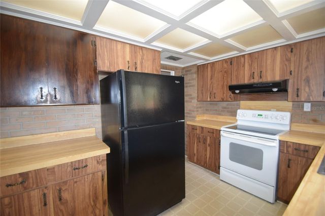 3115 BUCKINGHAM AVENUE, Lakeland, FL 33803