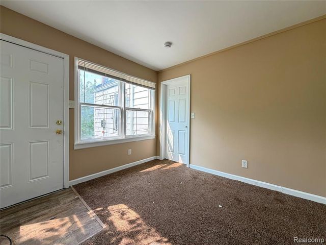 18550 Pierson Street, Detroit, MI 48219