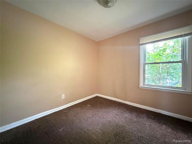 18550 Pierson Street, Detroit, MI 48219