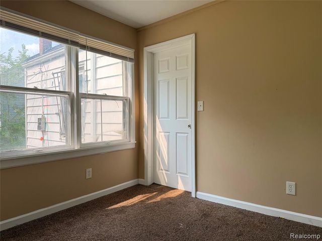 18550 Pierson Street, Detroit, MI 48219