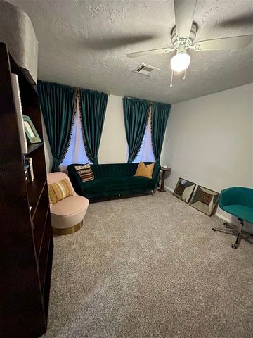 7306 NW Compass Ave, Lawton, OK 73505