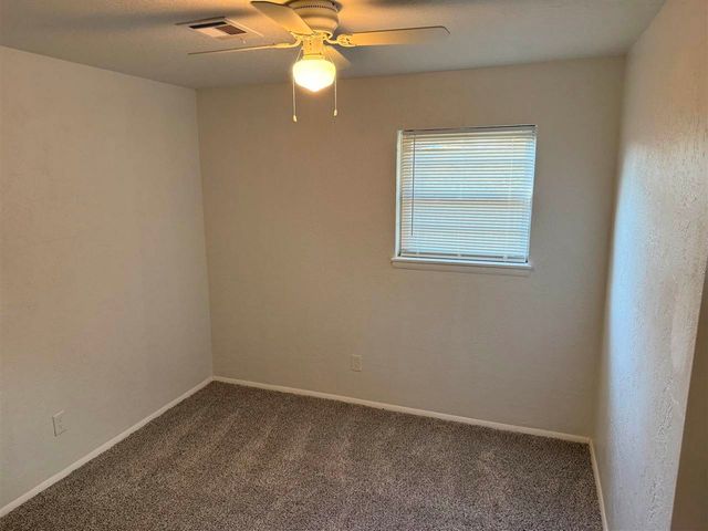 7306 NW Compass Ave, Lawton, OK 73505