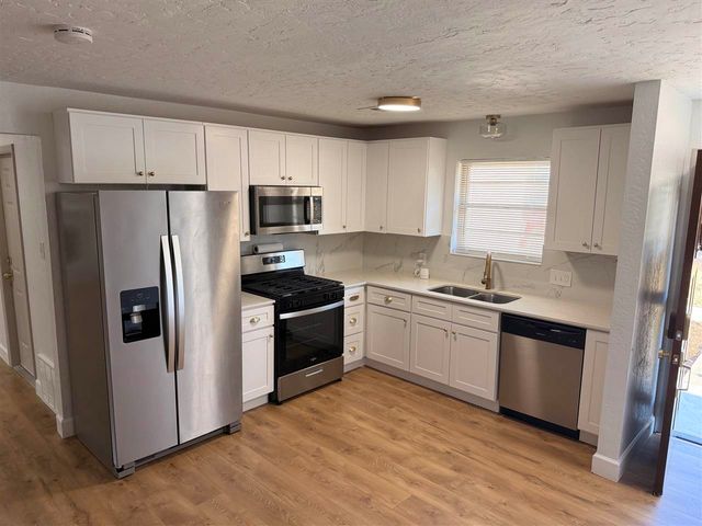 7306 NW Compass Ave, Lawton, OK 73505