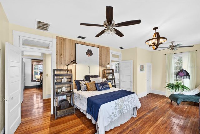 1305 WASHINGTON AVENUE, Eustis, FL 32726