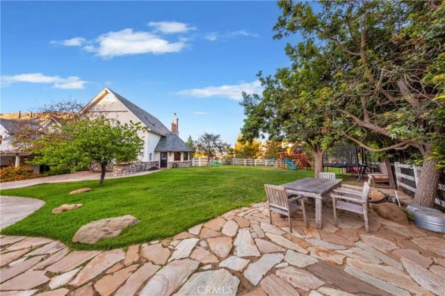 85 Saddlebow, Bell Canyon, CA 91307