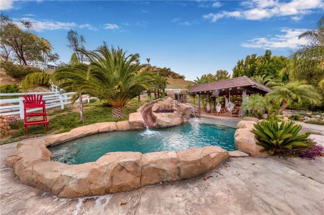 85 Saddlebow, Bell Canyon, CA 91307