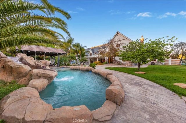 85 Saddlebow, Bell Canyon, CA 91307