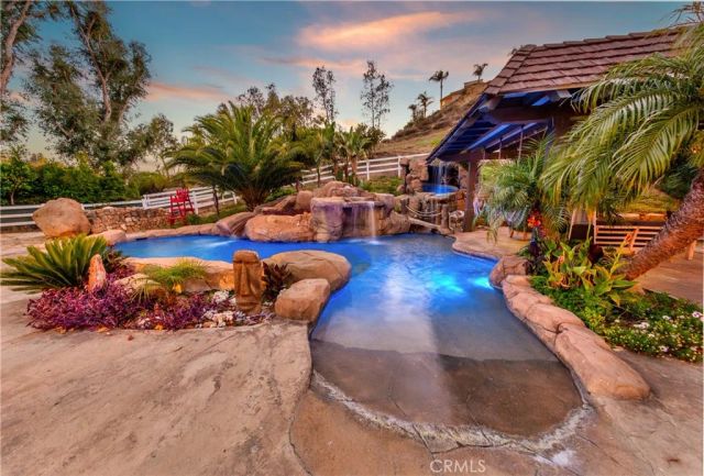 85 Saddlebow, Bell Canyon, CA 91307