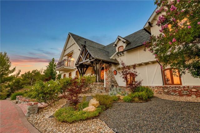 85 Saddlebow, Bell Canyon, CA 91307