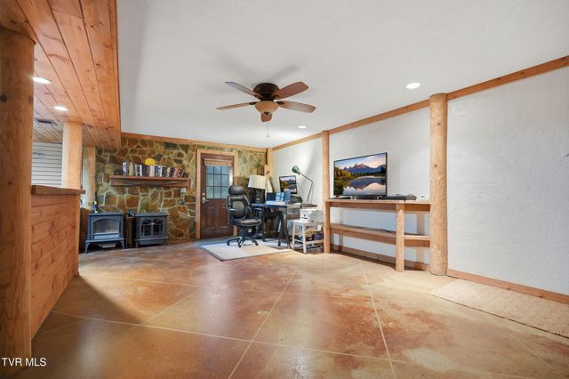 538 Burbank Road, Roan Mountain, TN 37687