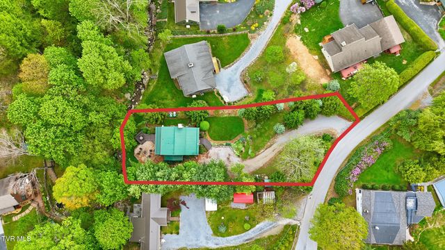 538 Burbank Road, Roan Mountain, TN 37687