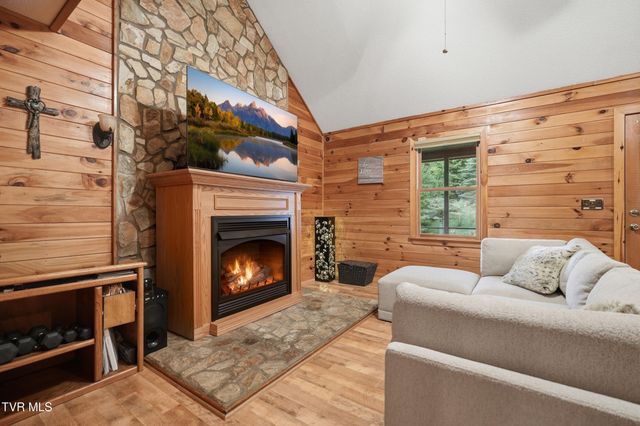 538 Burbank Road, Roan Mountain, TN 37687