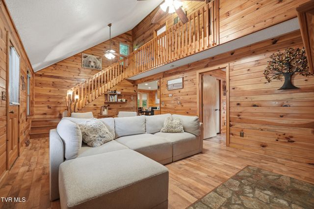 538 Burbank Road, Roan Mountain, TN 37687
