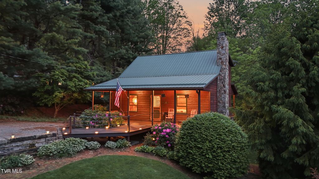 538 Burbank Road, Roan Mountain, TN 37687