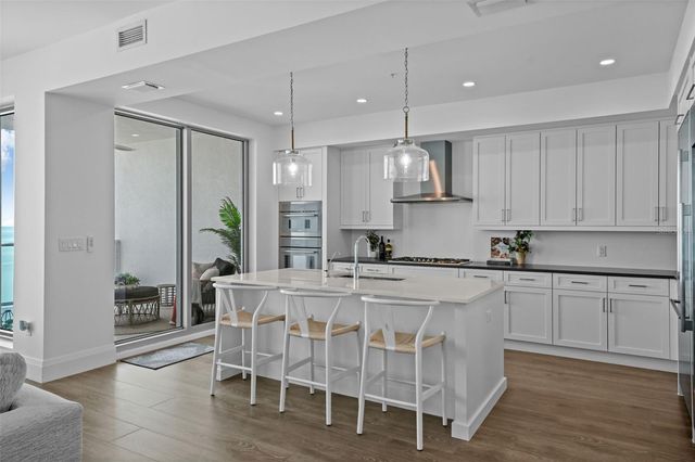 2910 W BARCELONA STREET 1902, Tampa, FL 33629