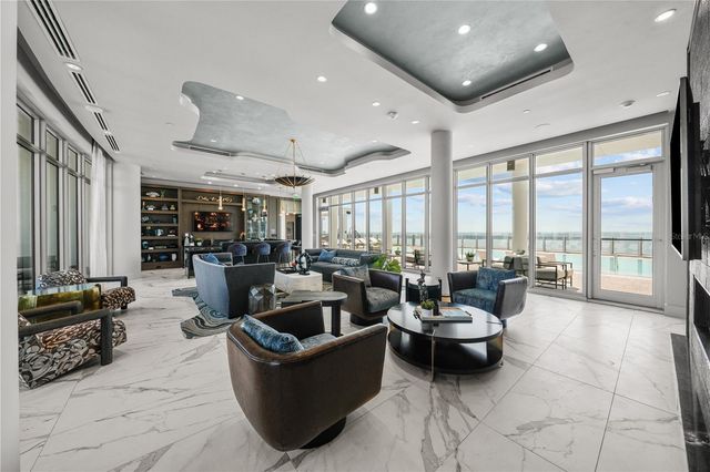 2910 W BARCELONA STREET 1902, Tampa, FL 33629