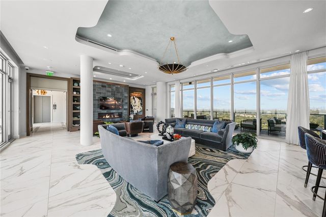 2910 W BARCELONA STREET 1902, Tampa, FL 33629