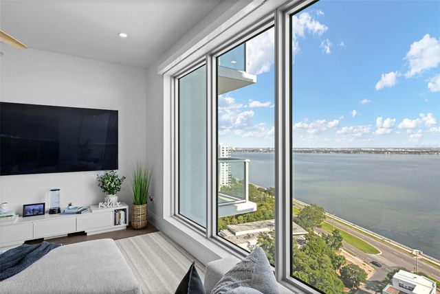 2910 W BARCELONA STREET 1902, Tampa, FL 33629