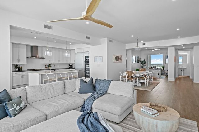 2910 W BARCELONA STREET 1902, Tampa, FL 33629