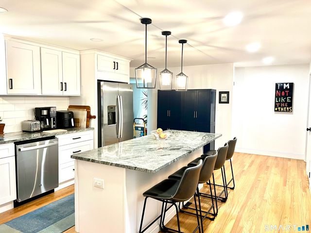 530 Bloomfield Avenue, Bloomfield, CT 06002