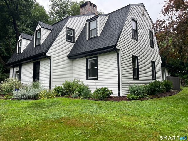 530 Bloomfield Avenue, Bloomfield, CT 06002
