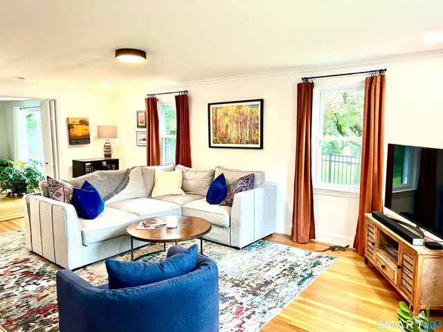 530 Bloomfield Avenue, Bloomfield, CT 06002