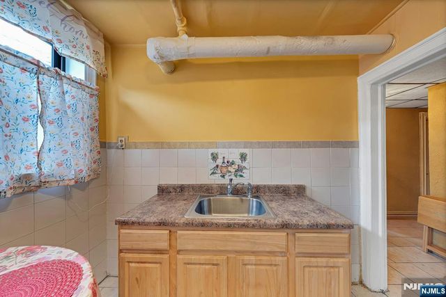 6114 Highland Place 1H, West New York, NJ 07093