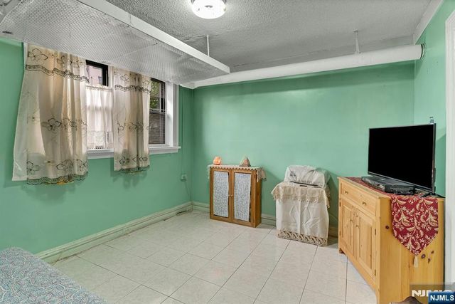 6114 Highland Place 1H, West New York, NJ 07093