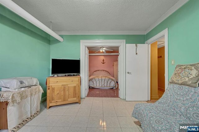 6114 Highland Place 1H, West New York, NJ 07093