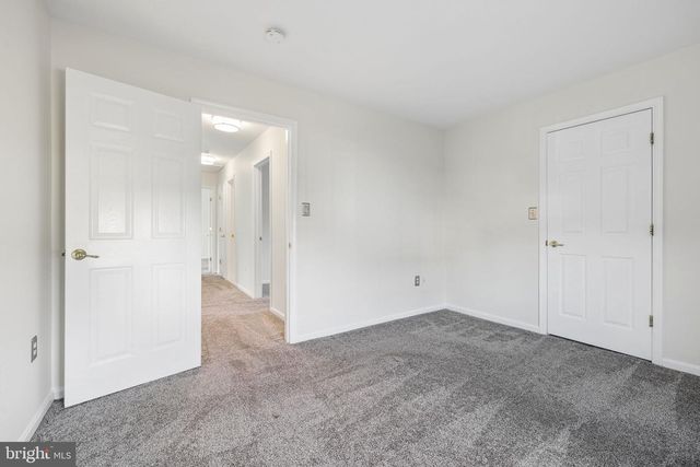 5943 ROTH CT, Woodbridge, VA 22193