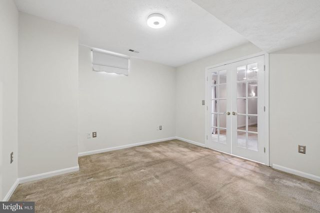 5943 ROTH CT, Woodbridge, VA 22193