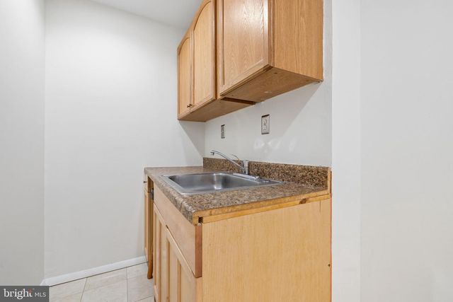 5943 ROTH CT, Woodbridge, VA 22193