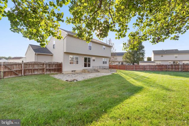5943 ROTH CT, Woodbridge, VA 22193