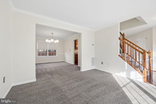 5943 ROTH CT, Woodbridge, VA 22193