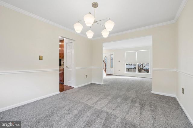 5943 ROTH CT, Woodbridge, VA 22193