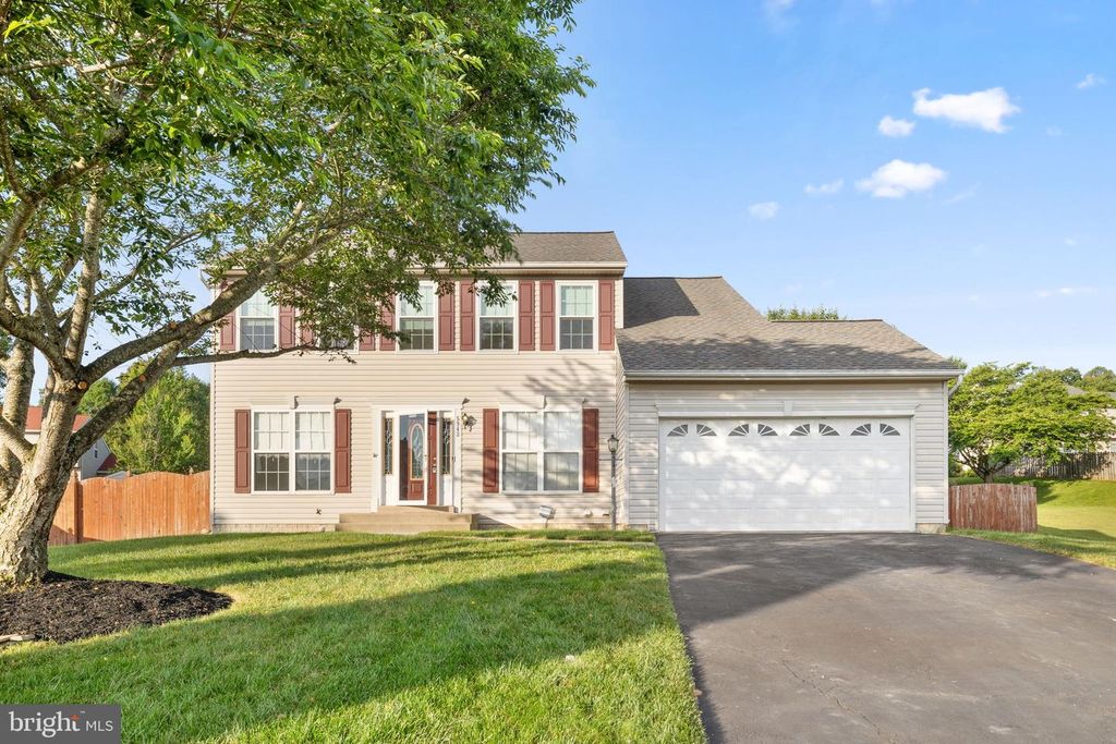 5943 ROTH CT, Woodbridge, VA 22193