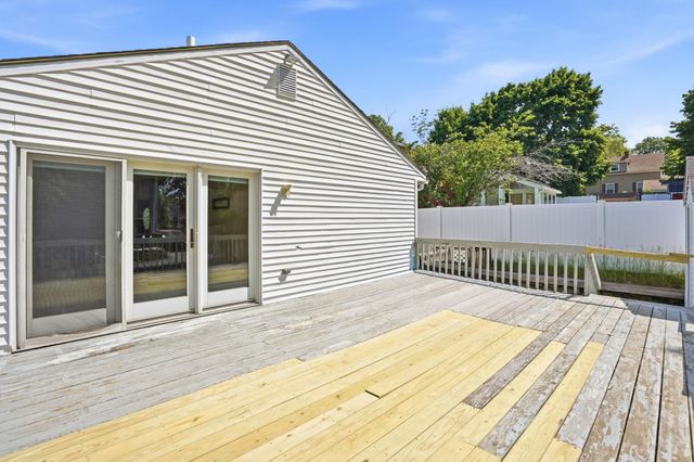 65 Garfield Street, Manchester, NH 03103