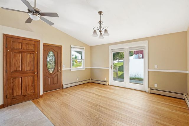 65 Garfield Street, Manchester, NH 03103