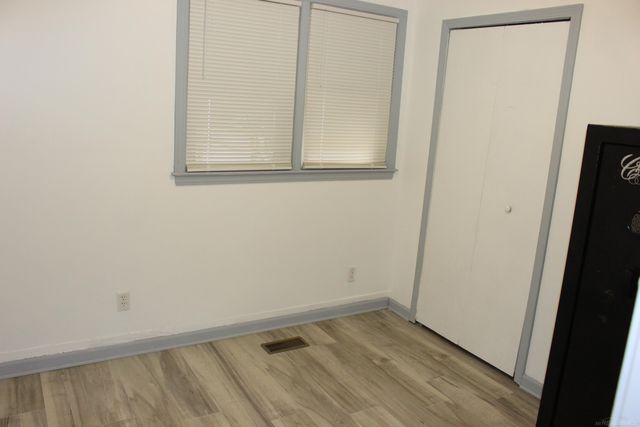 8436 Lozier Avenue, Warren, MI 48089