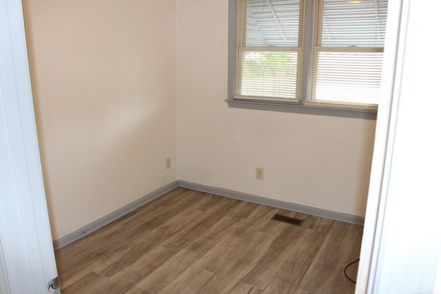 8436 Lozier Avenue, Warren, MI 48089