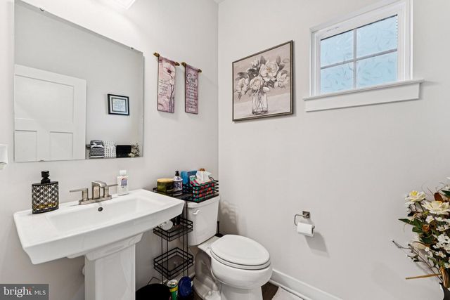 15542 TWIN RIVER CIR, Bowie, MD 20716