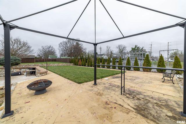 1431 Donlee Street, Quincy, IL 62305