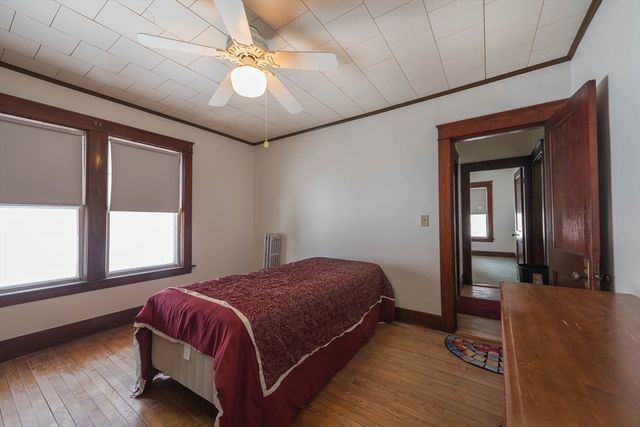 32 Clifton Street, Fitchburg, MA 01420