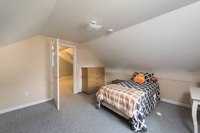 32 Clifton Street, Fitchburg, MA 01420