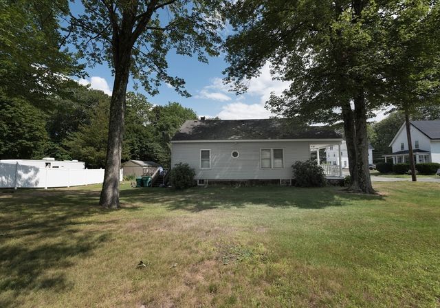 32 Clifton Street, Fitchburg, MA 01420