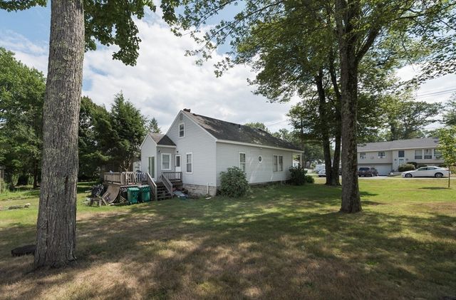 32 Clifton Street, Fitchburg, MA 01420